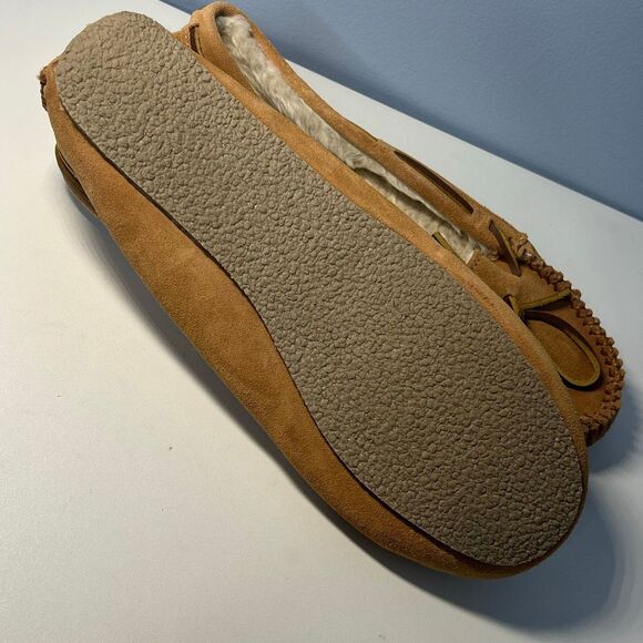 Minnetonka Cally Tan Suede Moccasin Slip On size 10 Faux Fur Lining Woman’s - Picture 3 of 6